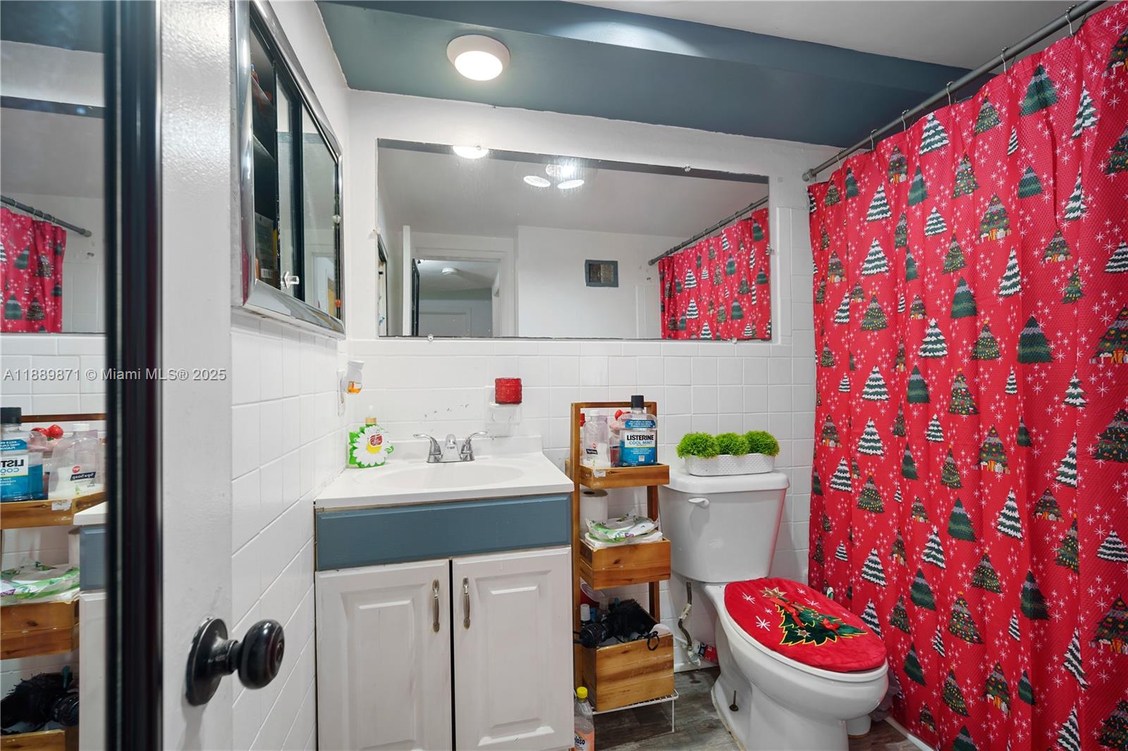 FLORIDIAN ARMS CONDO - Residential