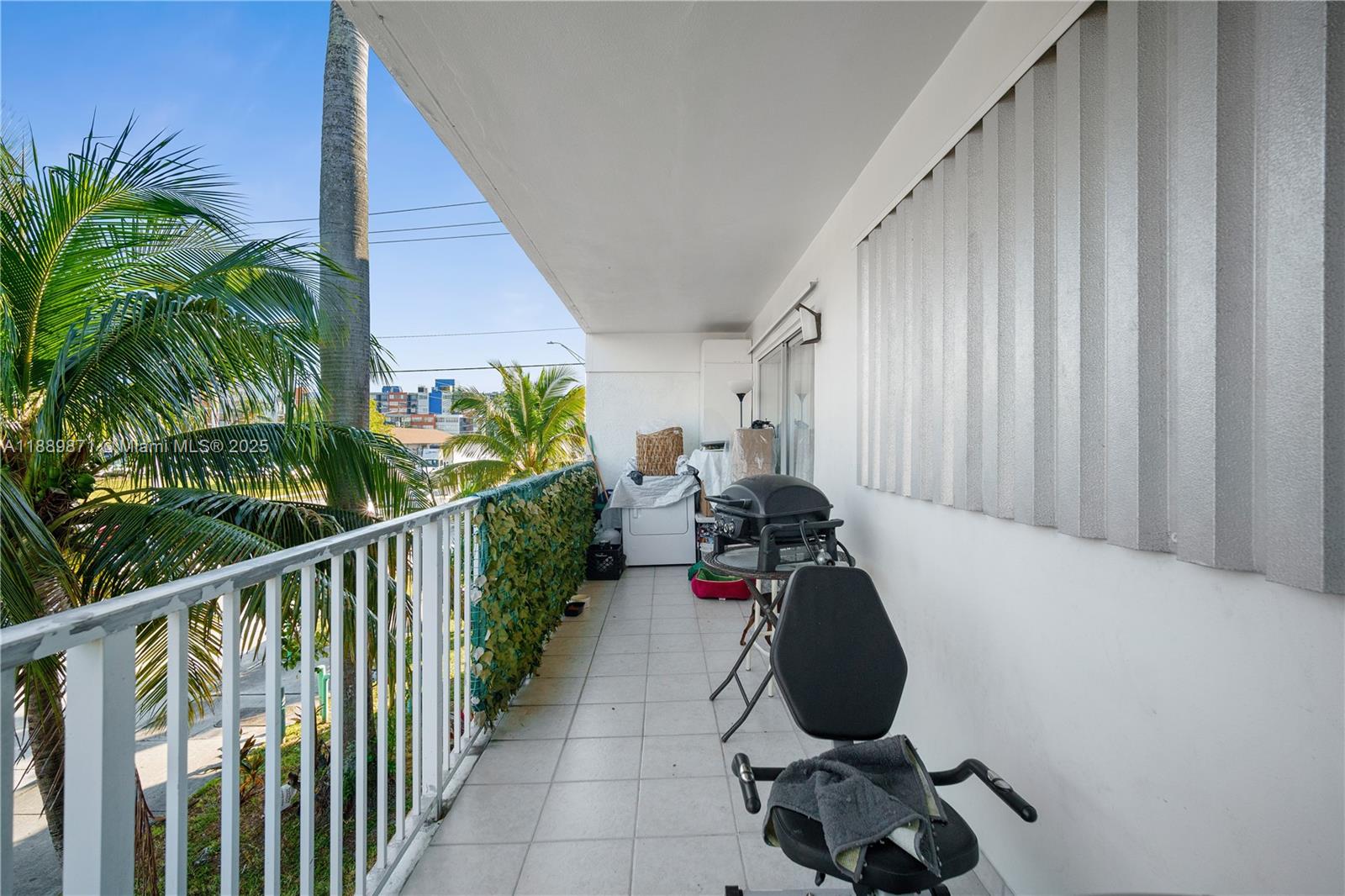 FLORIDIAN ARMS CONDO - Residential