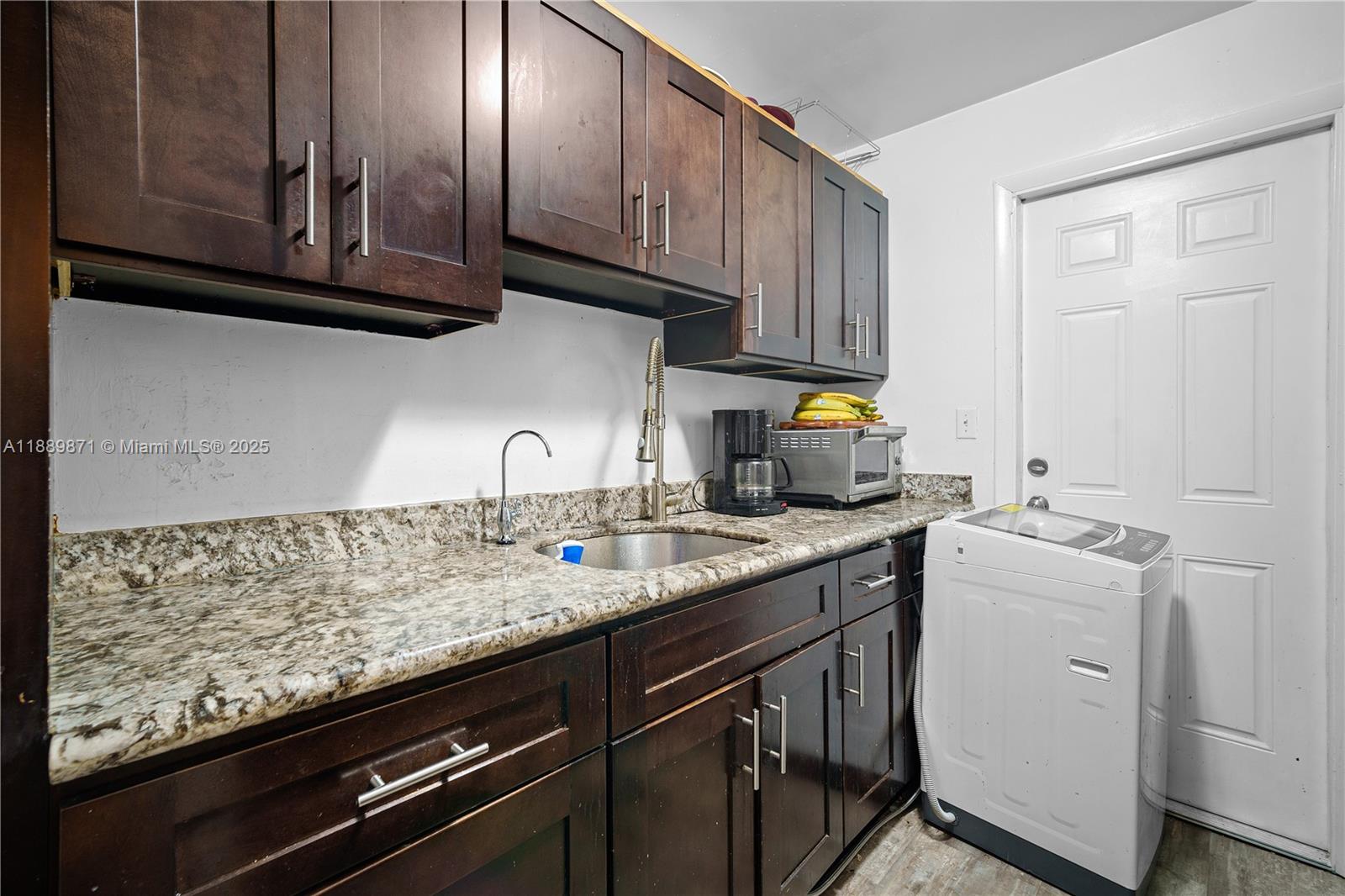 FLORIDIAN ARMS CONDO - Residential