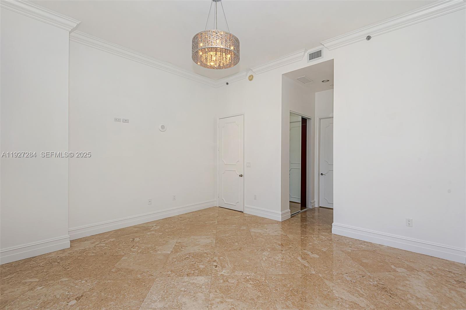 TDR TOWER II CONDO - Residential