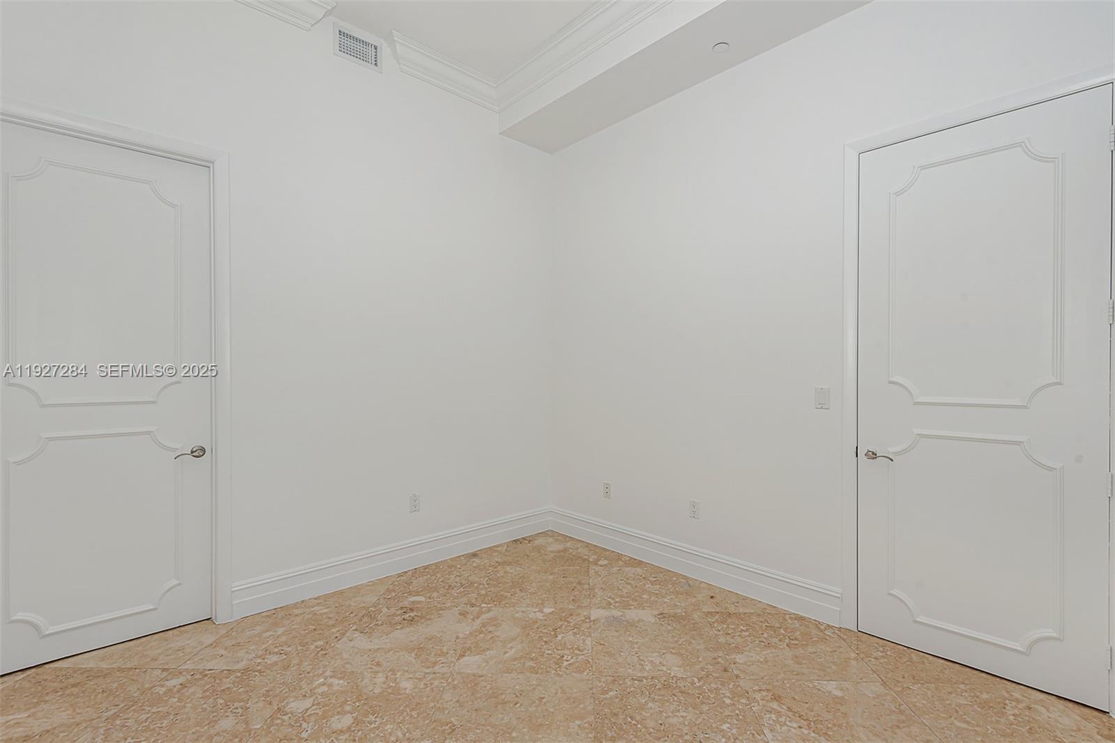 TDR TOWER II CONDO - Residential