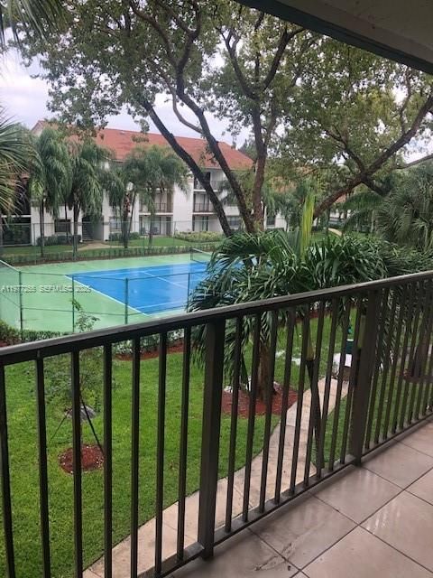 Tiny photo for 550 S Park Rd #32-8, Hollywood, FL 33021 (MLS # A11977255)