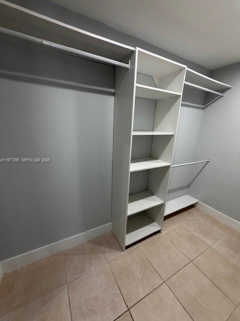 HOLLYWOOD PARC CONDO - Residential