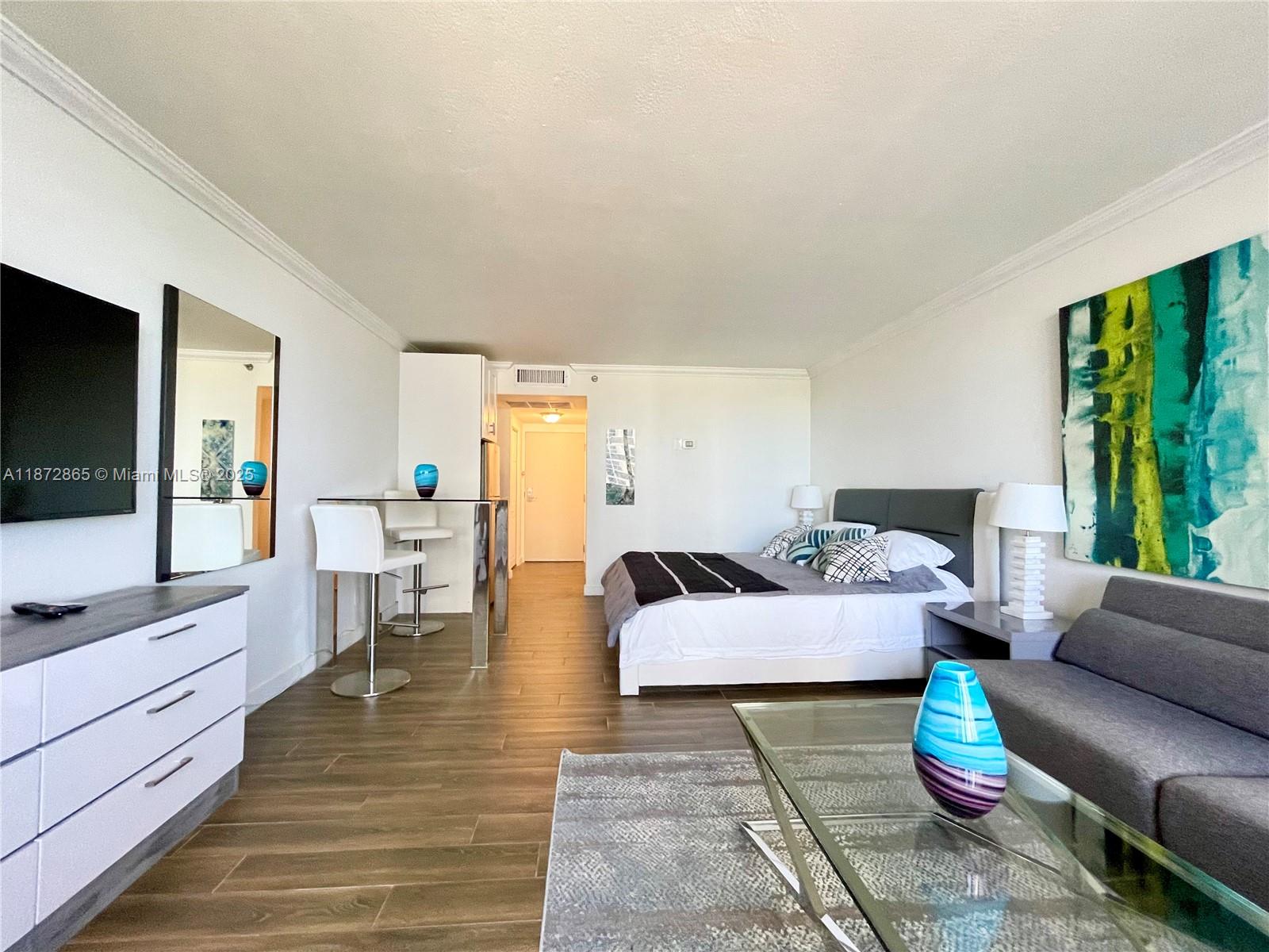 THE AVENTURA BEACH CLUB C - Residential