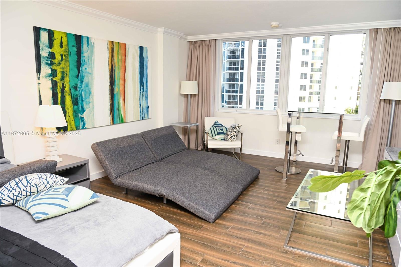 THE AVENTURA BEACH CLUB C - Residential