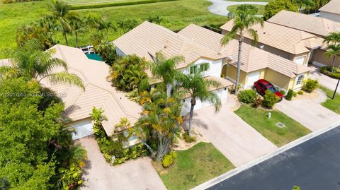Photo of 2940 NW 99th Pl, Doral, FL 33172 (MLS # A12017953)