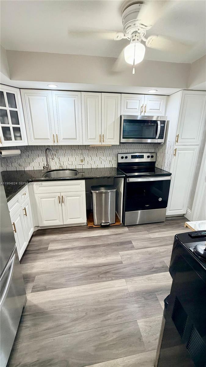 NO 14 PALM-AIRE COUNTRY C - Residential