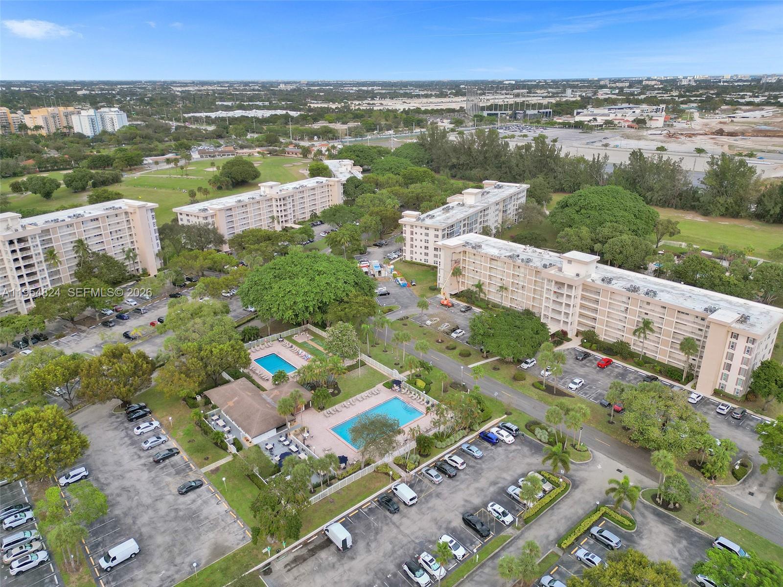 NO 14 PALM-AIRE COUNTRY C - Residential