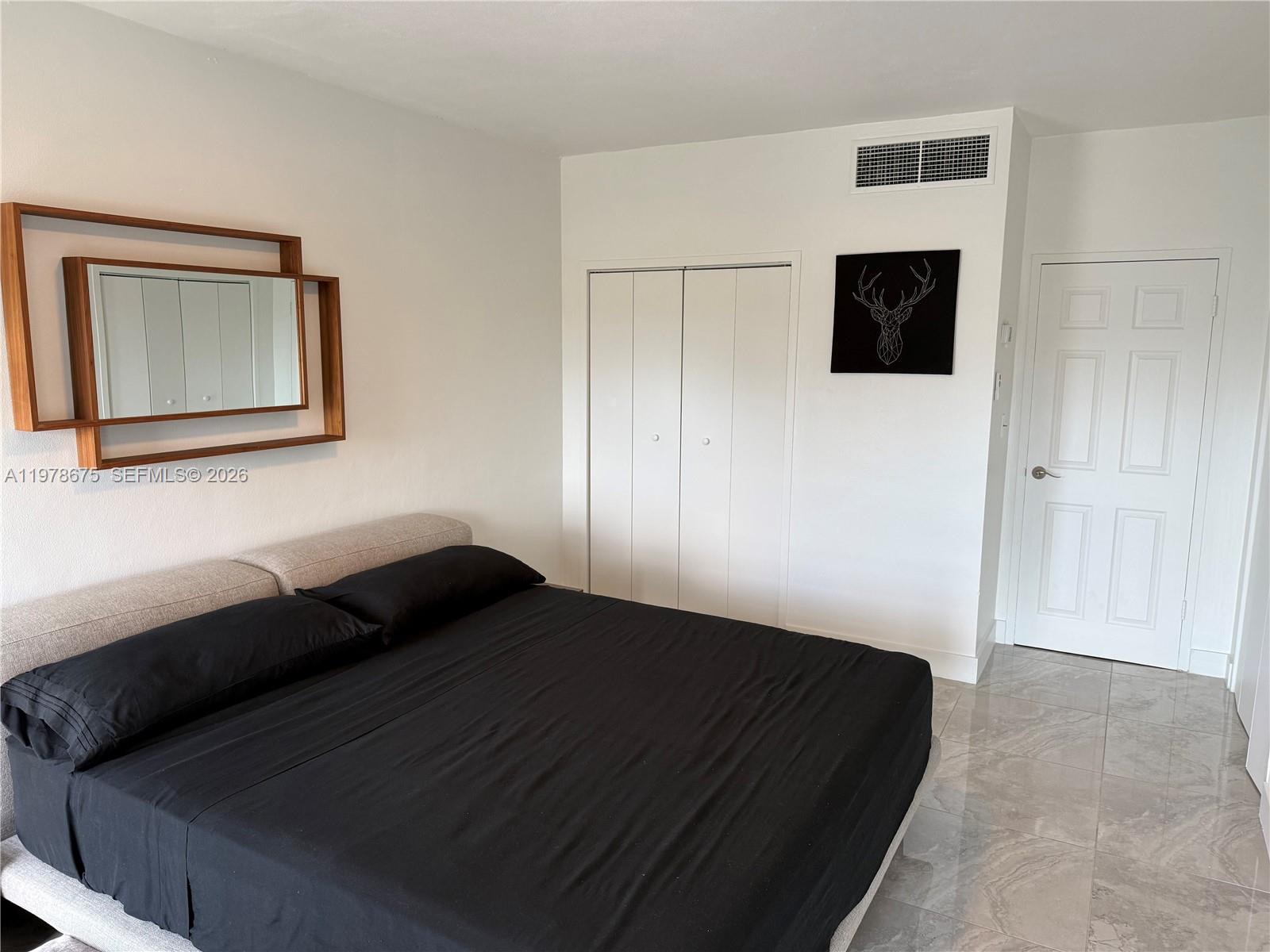 CLIPPER CONDO NO 1 - Residential