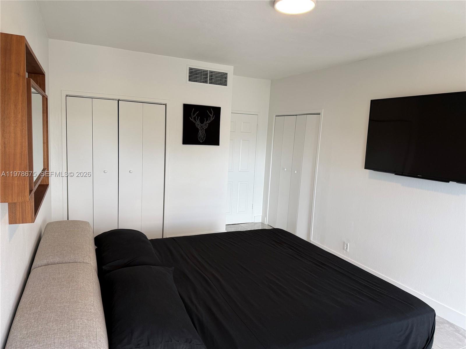 CLIPPER CONDO NO 1 - Residential