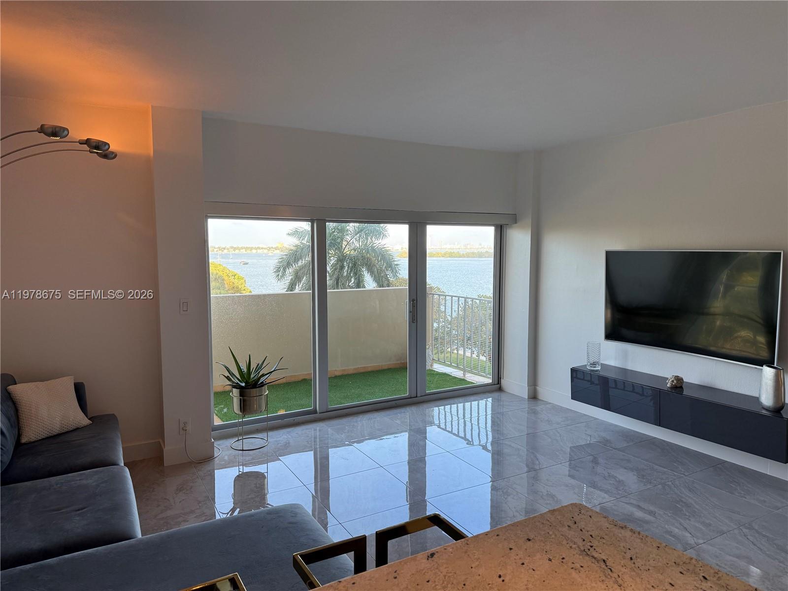 CLIPPER CONDO NO 1 - Residential