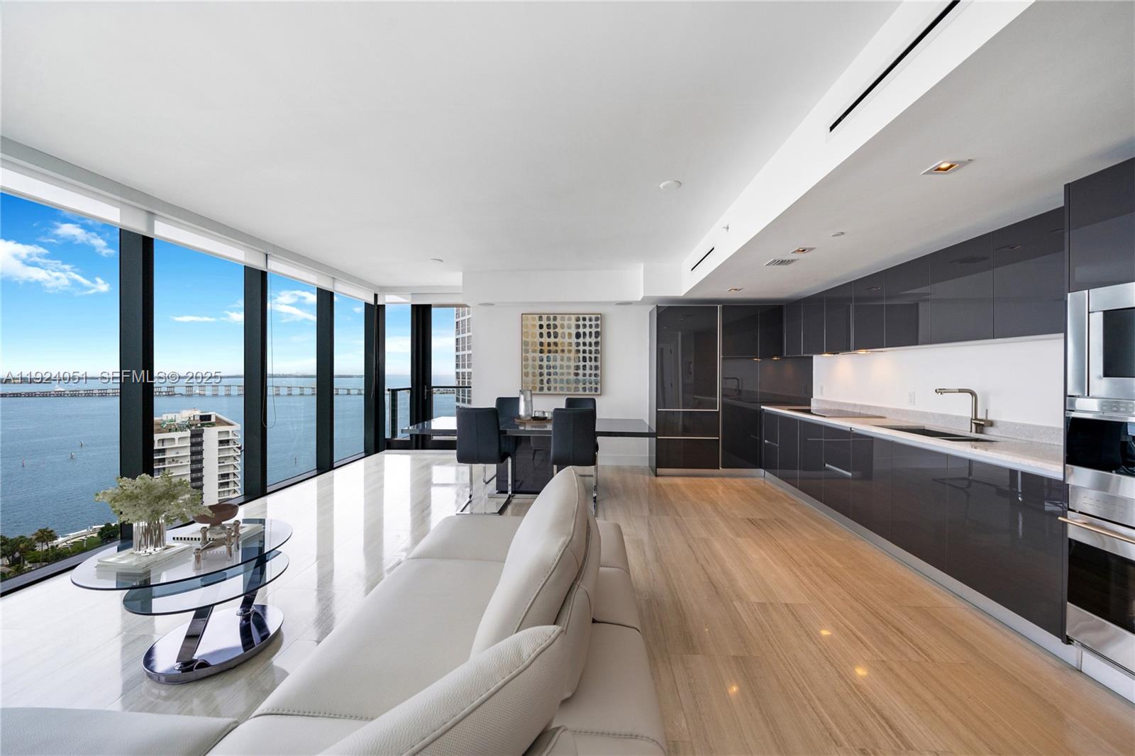 1451 Brickell Ave 2003