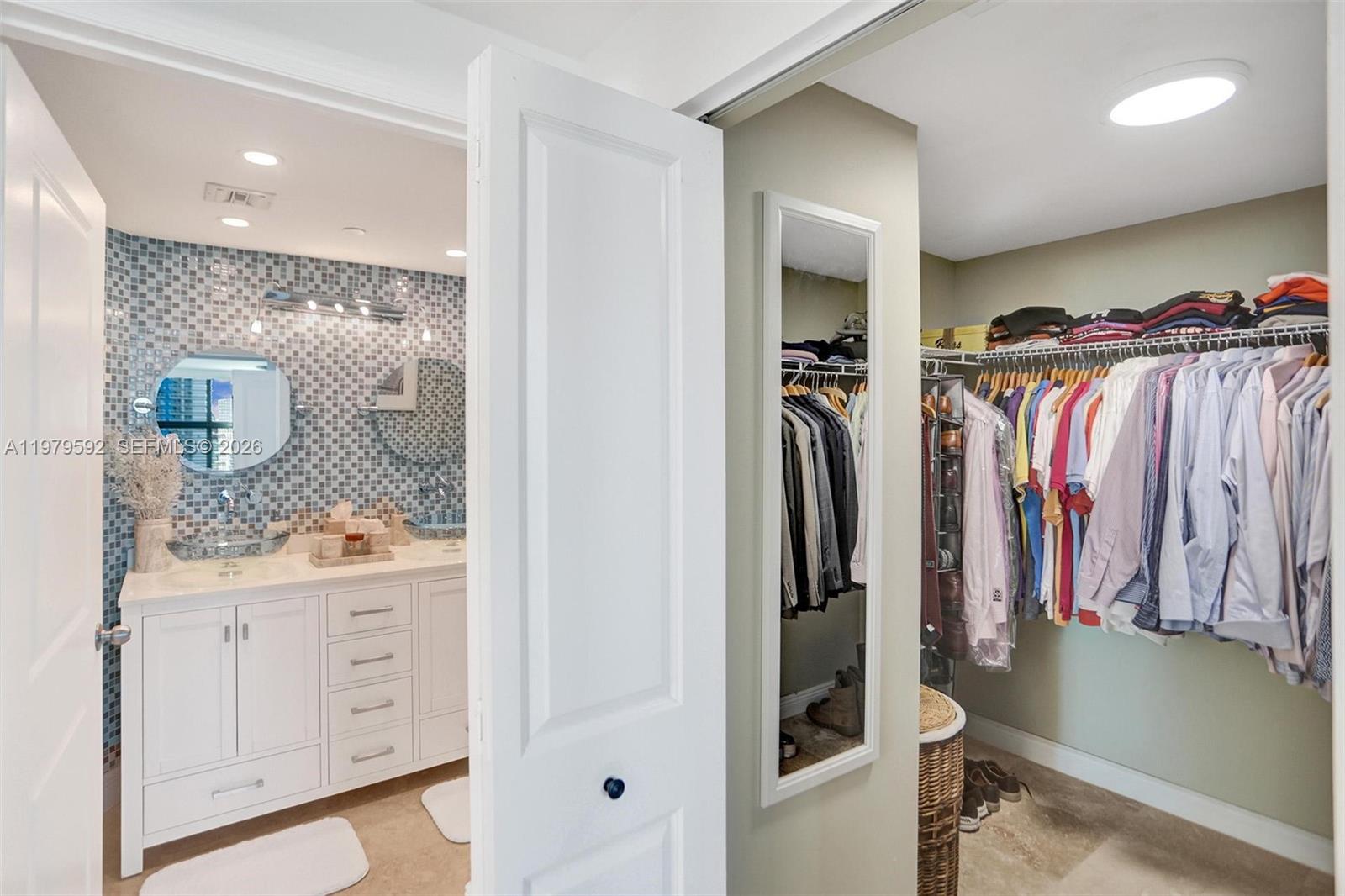 VUE AT BRICKELL CONDO - Residential Lease