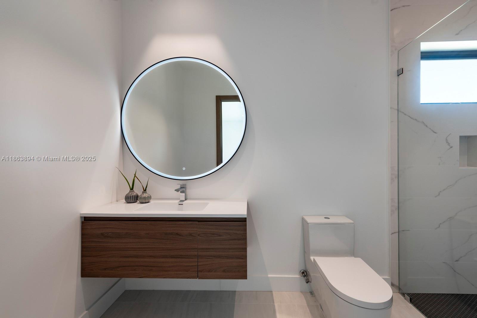 AMD PL GOLDEN GATE PK - Residential