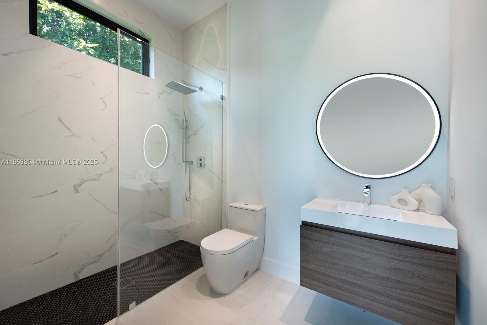 AMD PL GOLDEN GATE PK - Residential