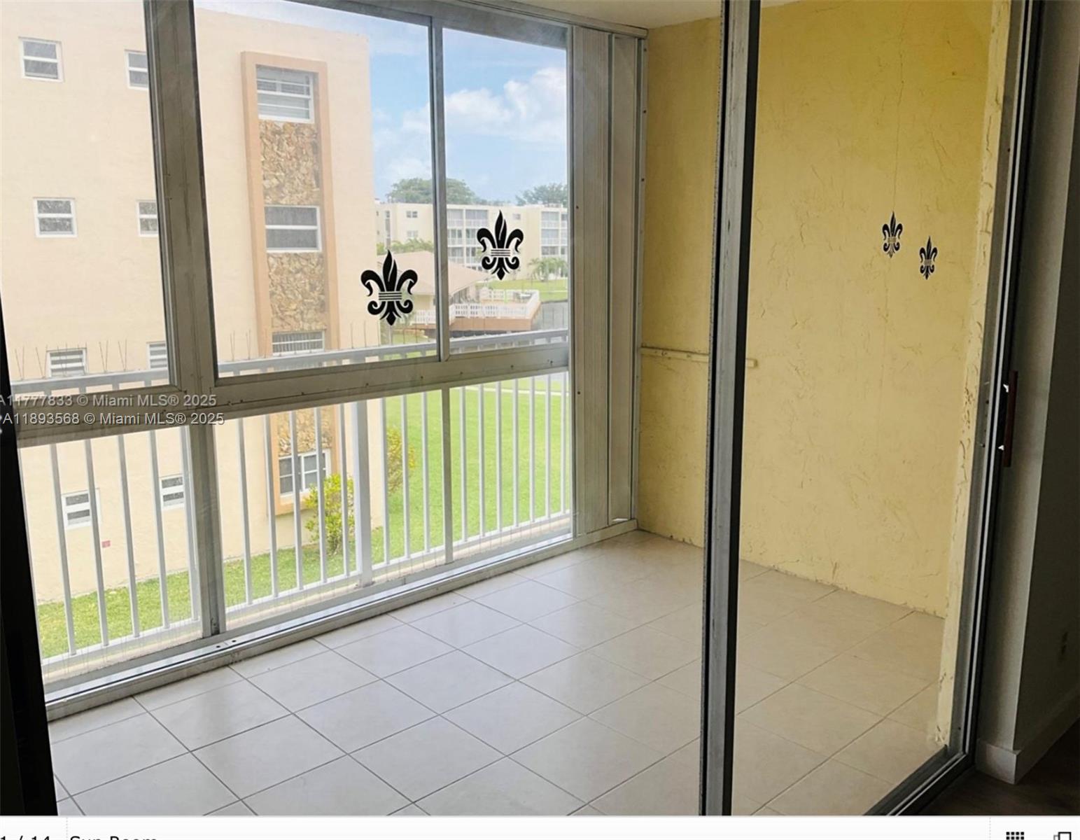 MEADOWBROOK LAKES CONDO - Residential