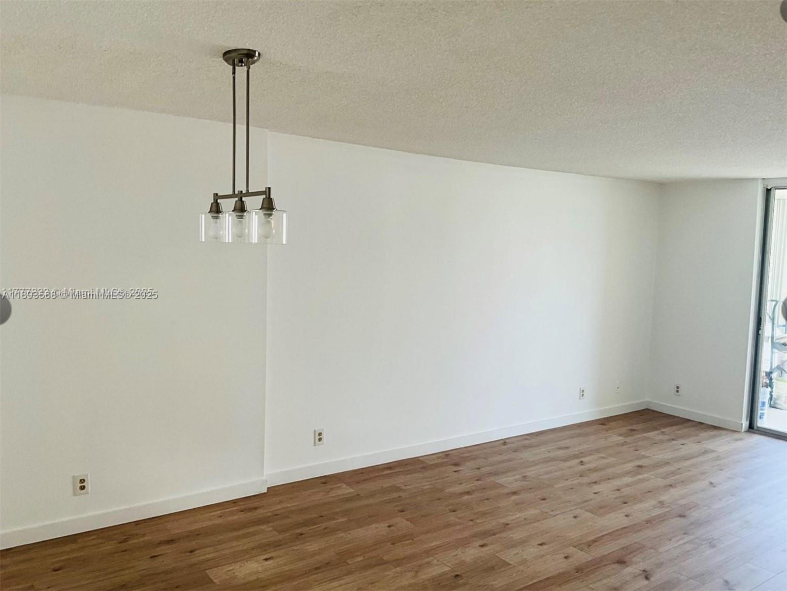 MEADOWBROOK LAKES CONDO - Residential