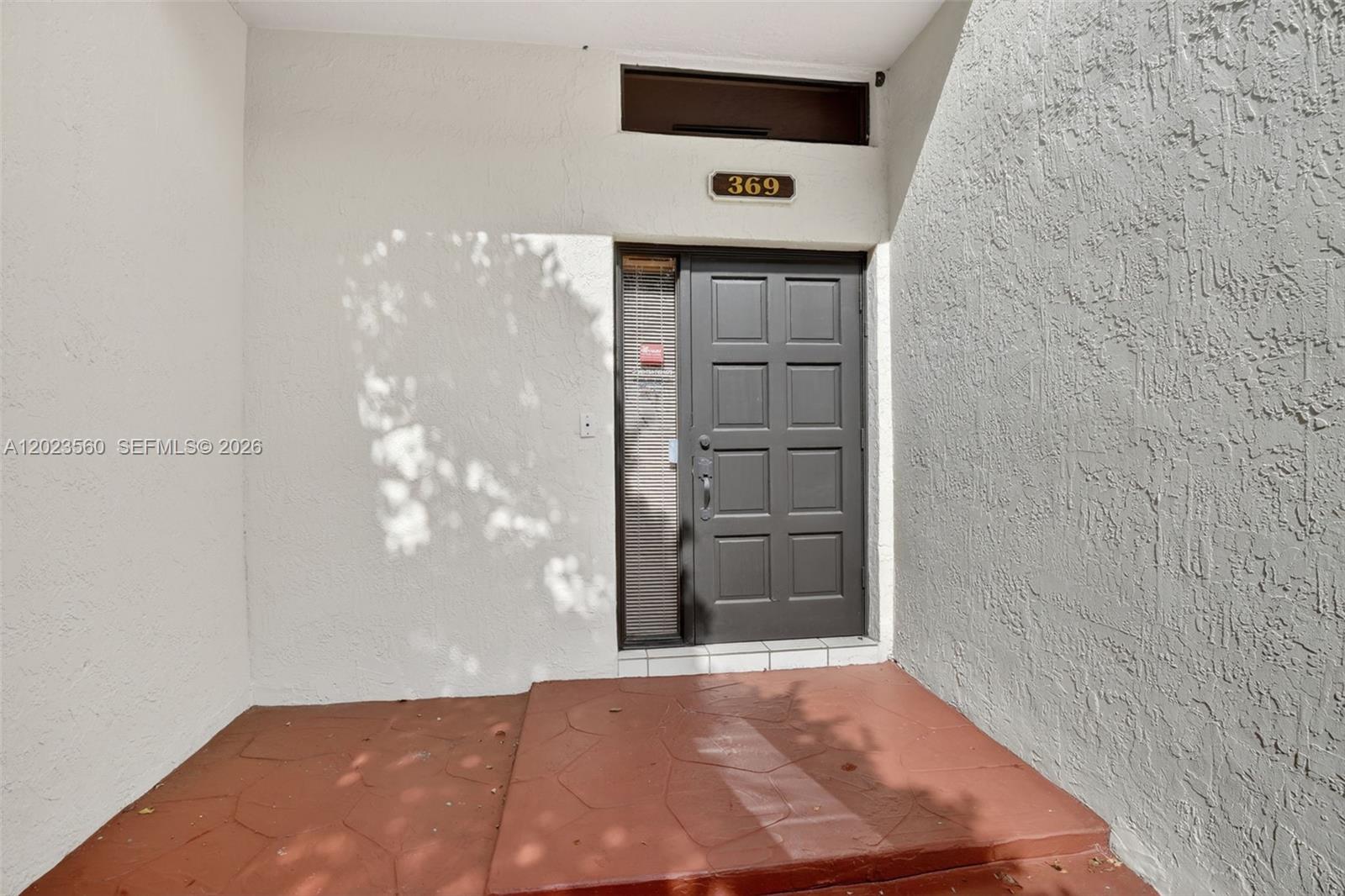 CHELSEA III - Residential