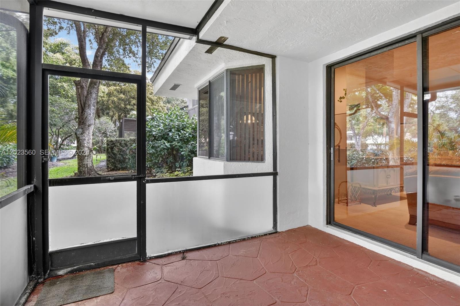 CHELSEA III - Residential
