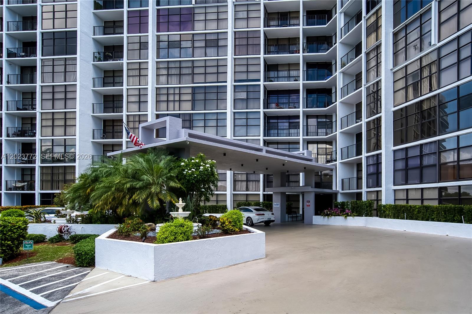 TOWERS OF OCEANVIEW SOUTH - Residential
