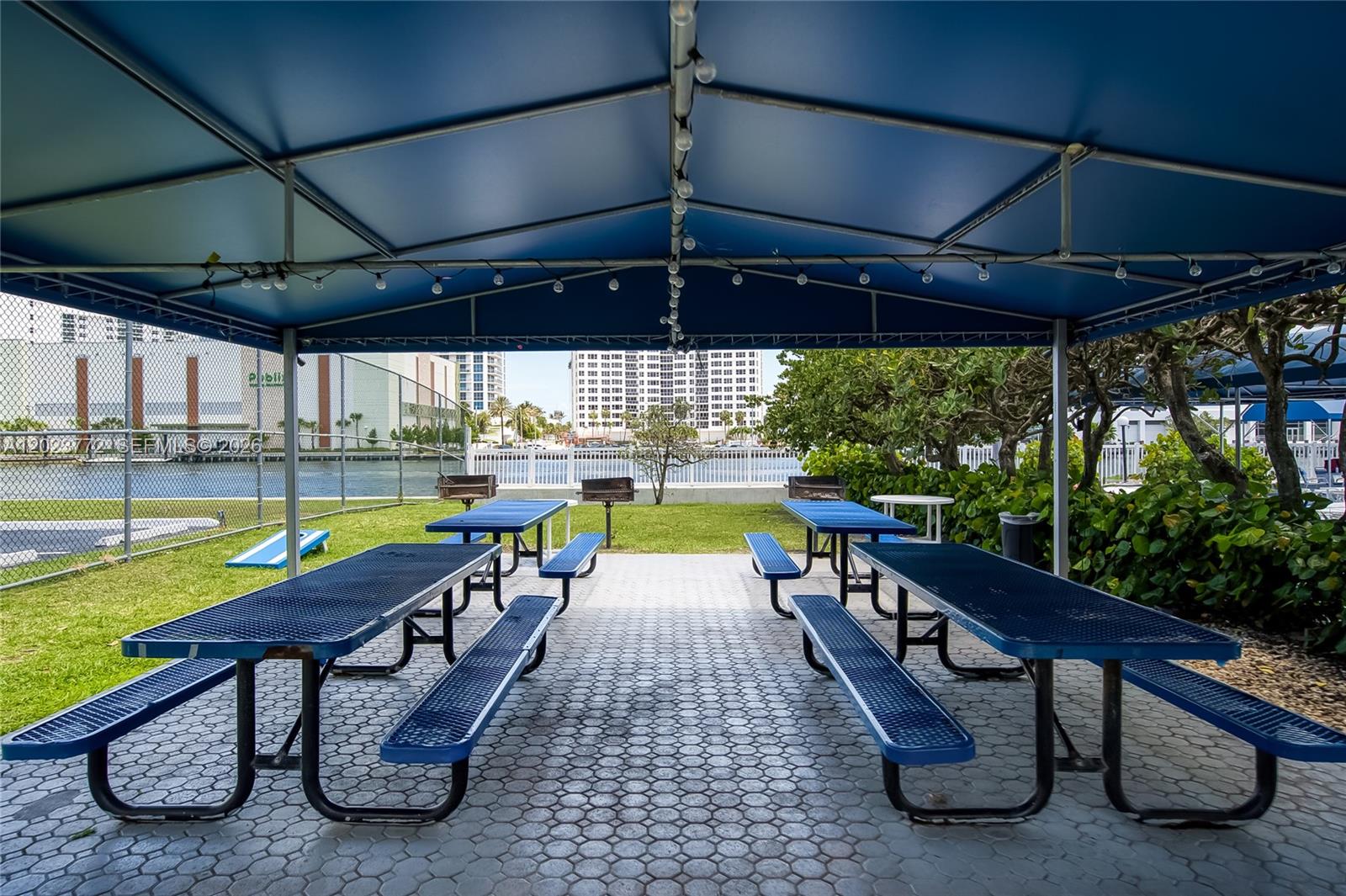 TOWERS OF OCEANVIEW SOUTH - Residential