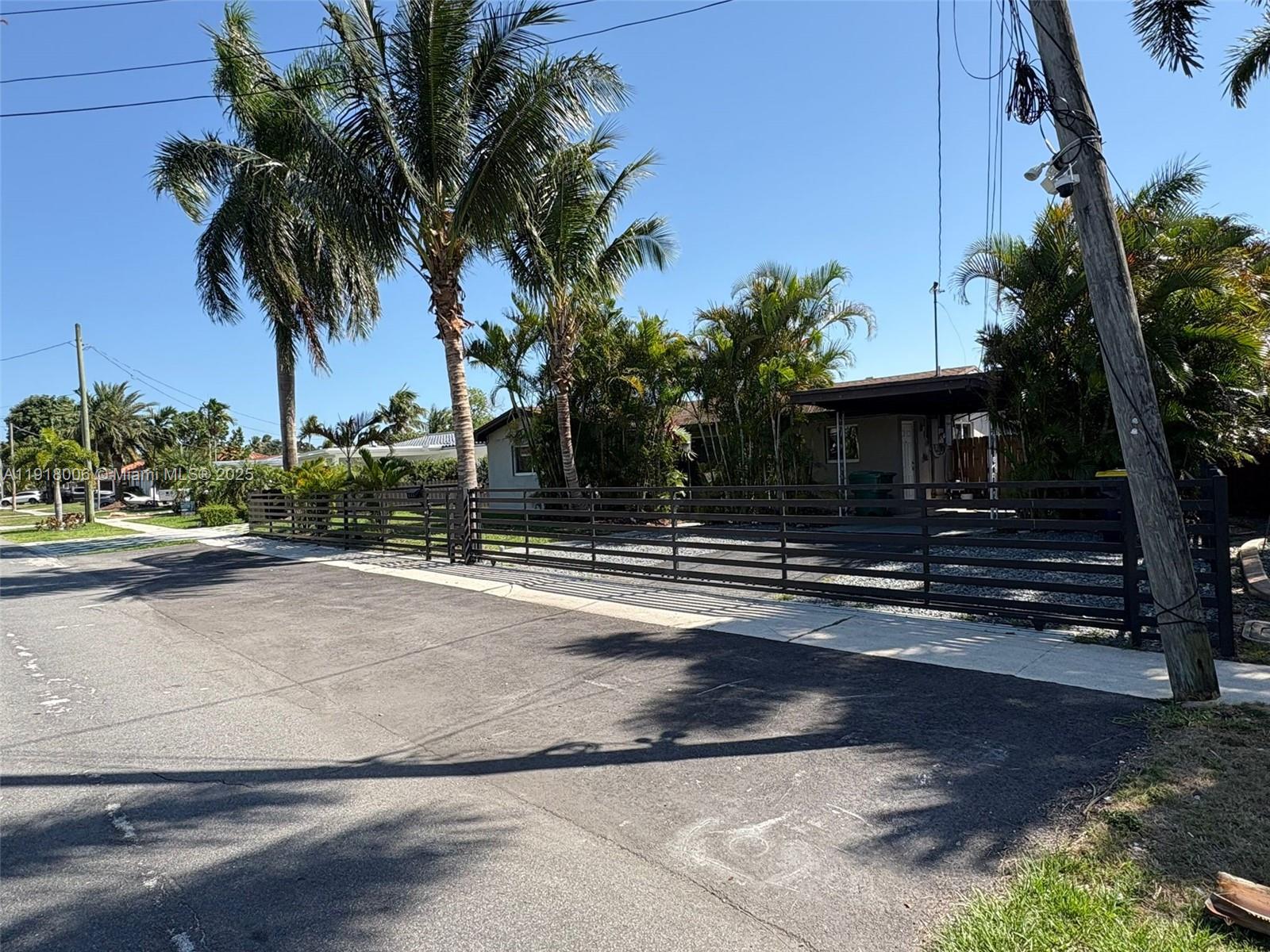 SHELTER ISLANDS - Residential Lease