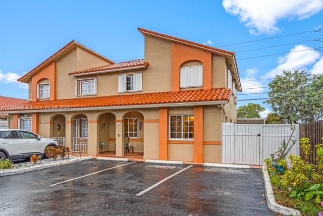 WEST PALM GARDENS VILLAS - Residential