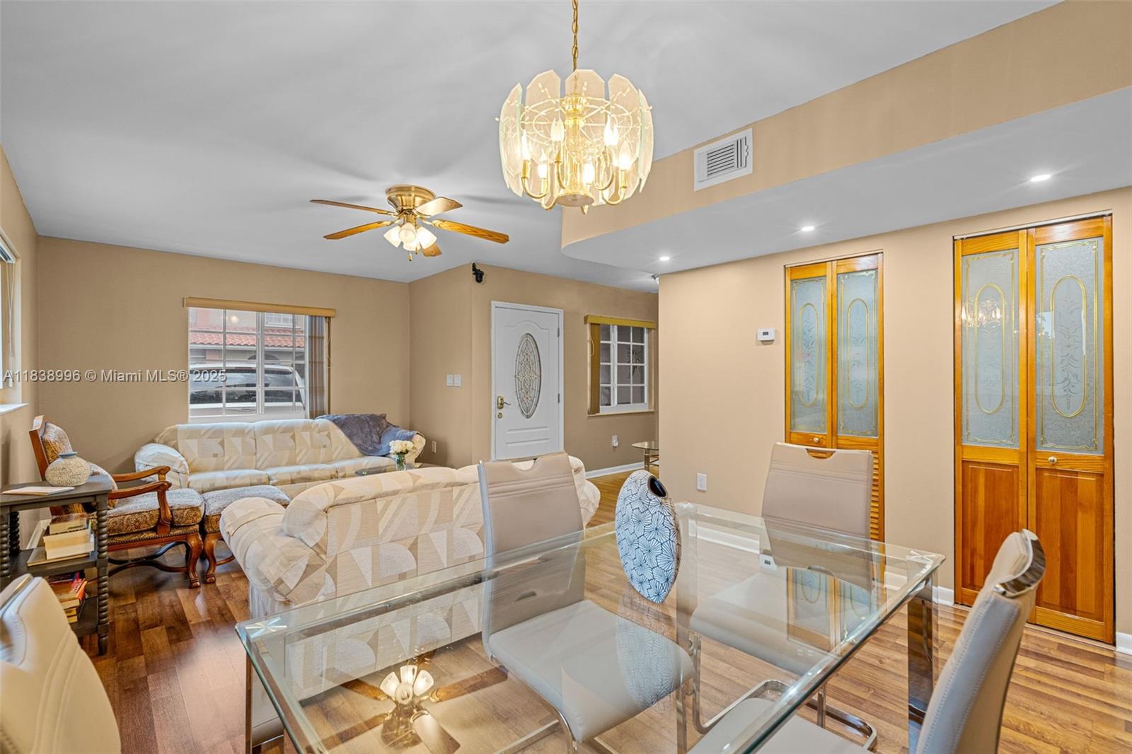 WEST PALM GARDENS VILLAS - Residential