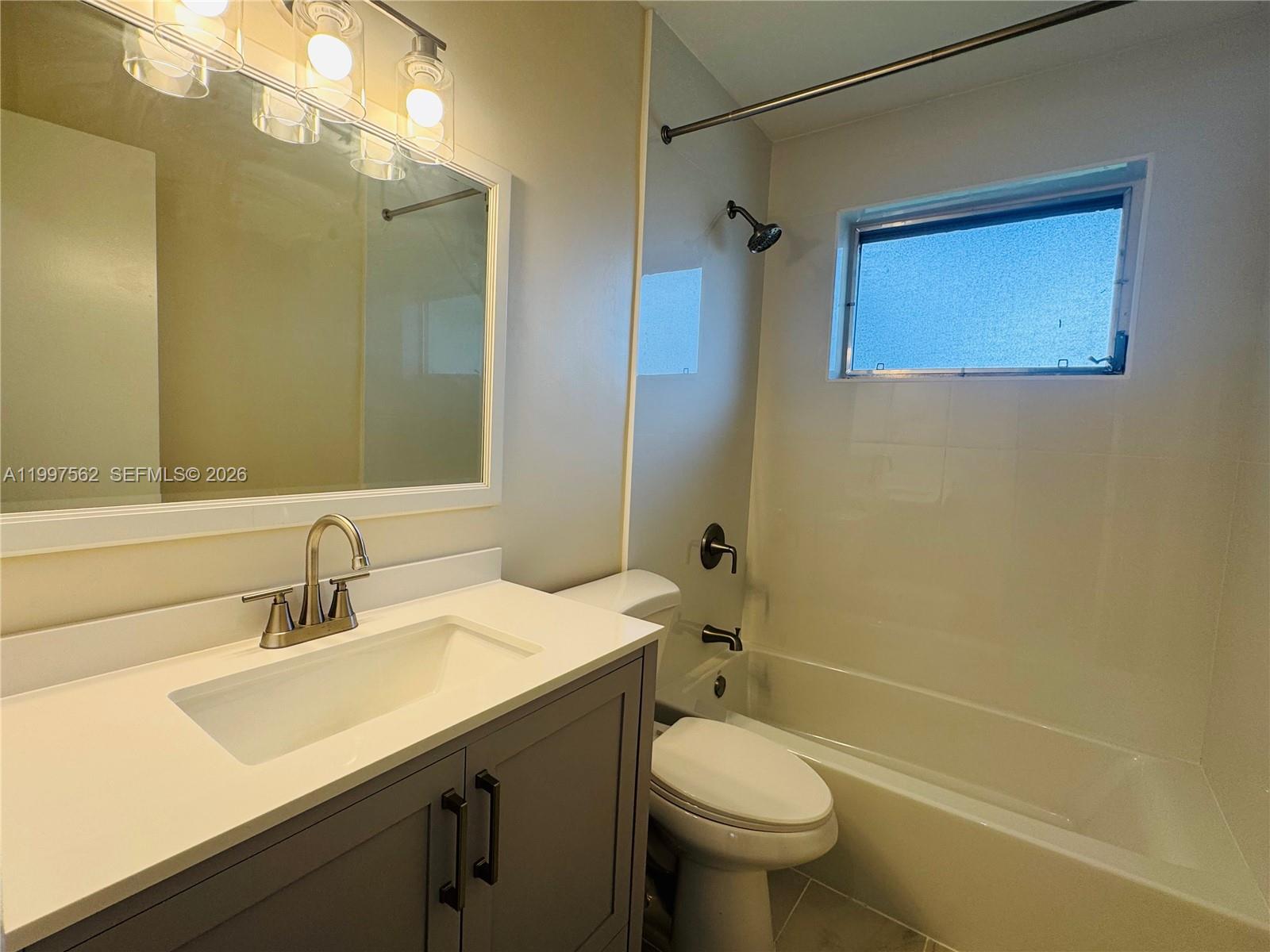 BOULEVARD HEIGHTS SEC NIN - Residential Lease