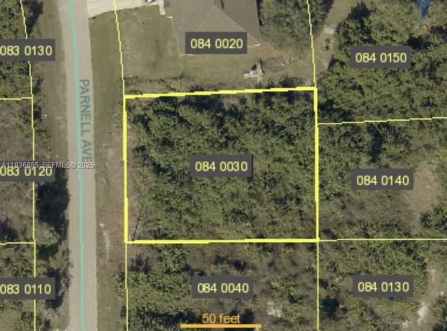 423, 425, 427, 429 Parnell to be sold together. 
431-433 Parnell may also available for sale.  
Buildable Vacant Lots in Growing Area of Lehigh Acres! Don't miss this opportunity to own in a developing neighborhood. This property is ideal for a new construction home, with easy access to SR-82, schools, shopping, and dining.  Great investment or homesite in one of SW Florida's fastest-growing areas. Convenient to Fort Myers, RSW International Airport, and beautiful Gulf Coast beaches. Drive by today!