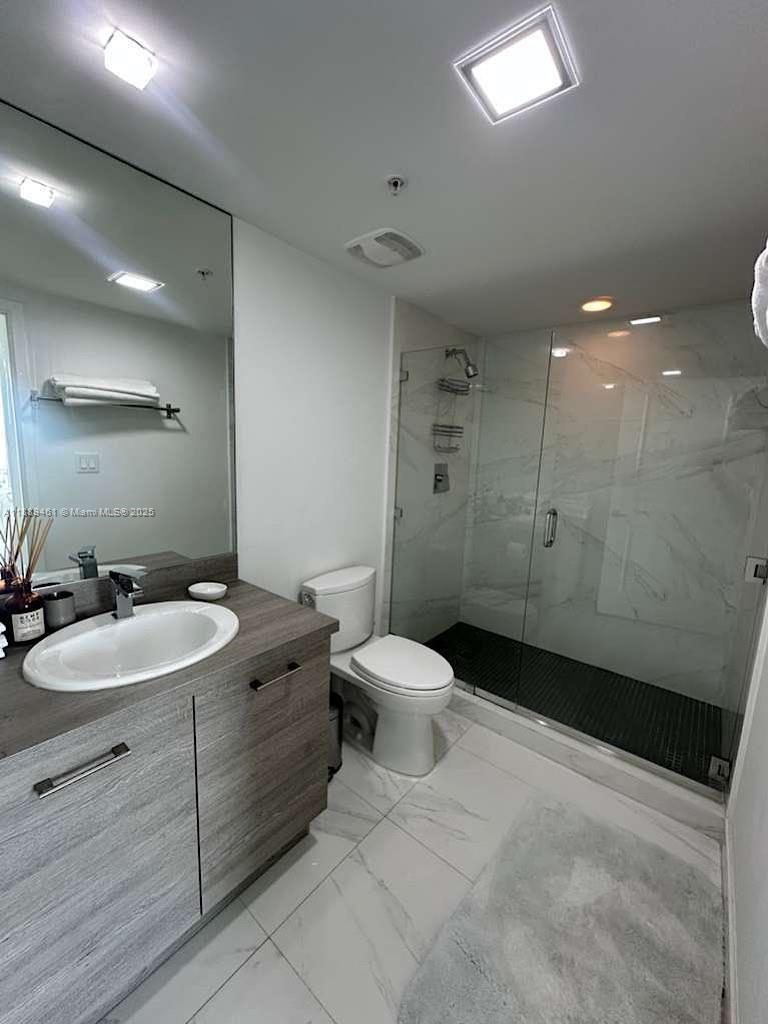 400 SUNNY ISLES CONDO EAS - Residential Lease