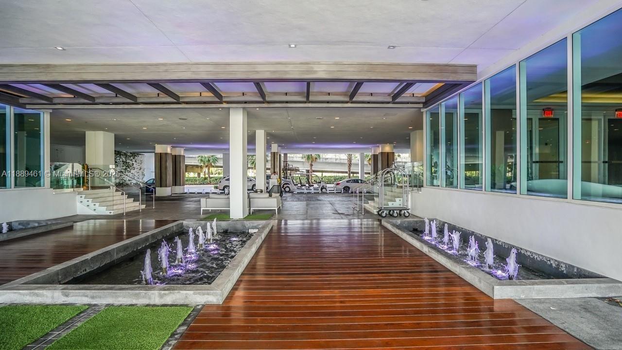 400 SUNNY ISLES CONDO EAS - Residential Lease