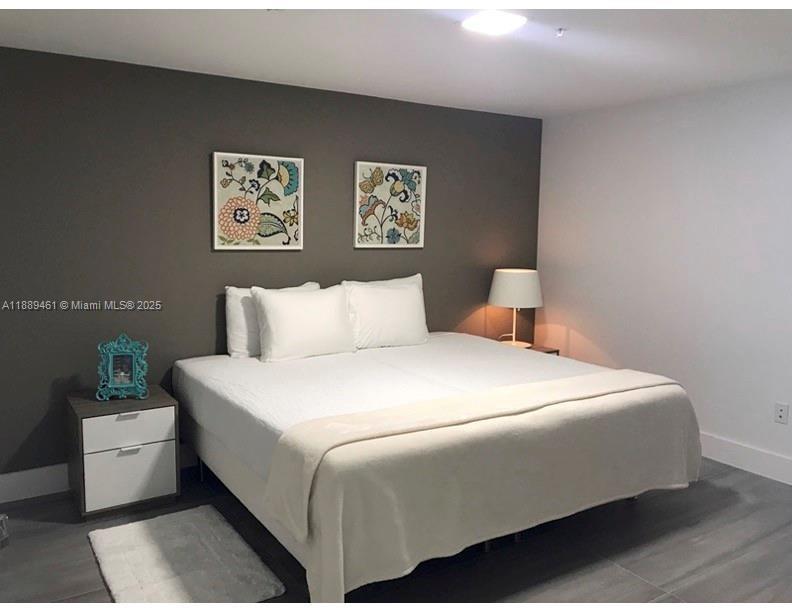 400 SUNNY ISLES CONDO EAS - Residential Lease