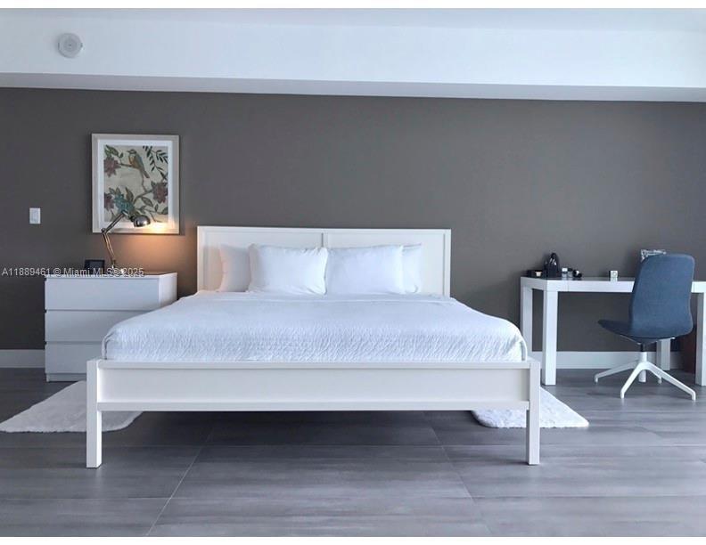 400 SUNNY ISLES CONDO EAS - Residential Lease