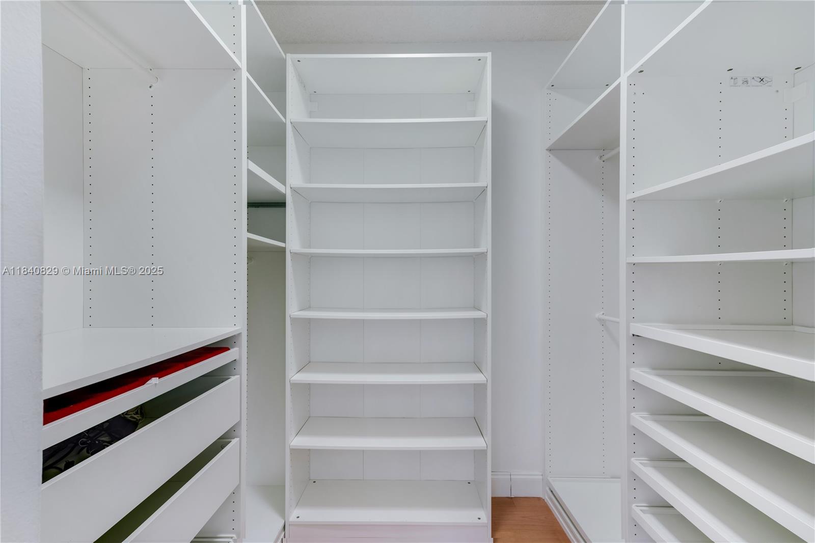 HAMPTONS WEST CONDO - Residential