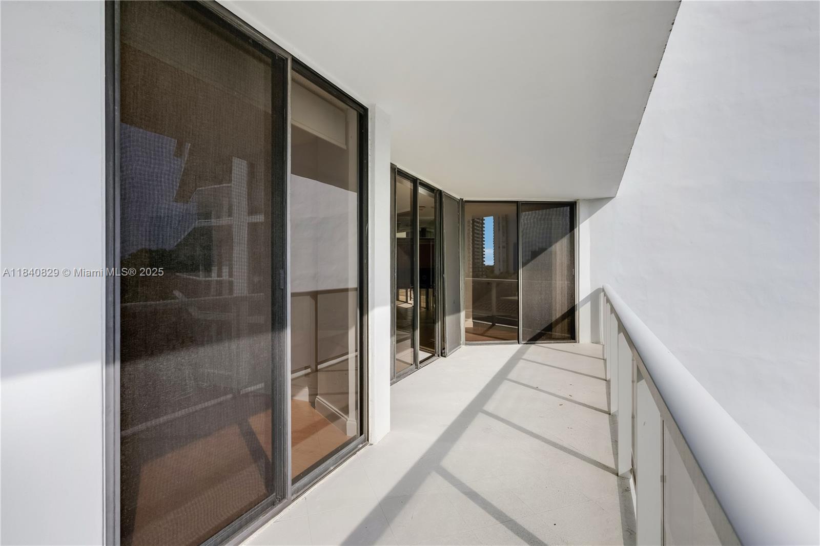 HAMPTONS WEST CONDO - Residential