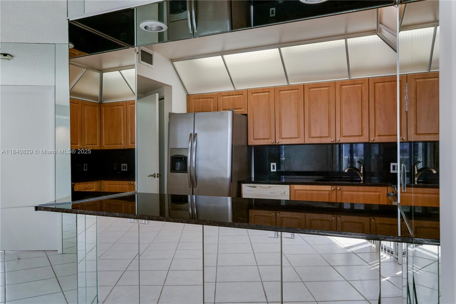 HAMPTONS WEST CONDO - Residential