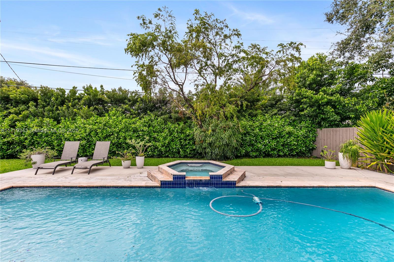 BAY HEIGHTS 1ST ADDN - Residential