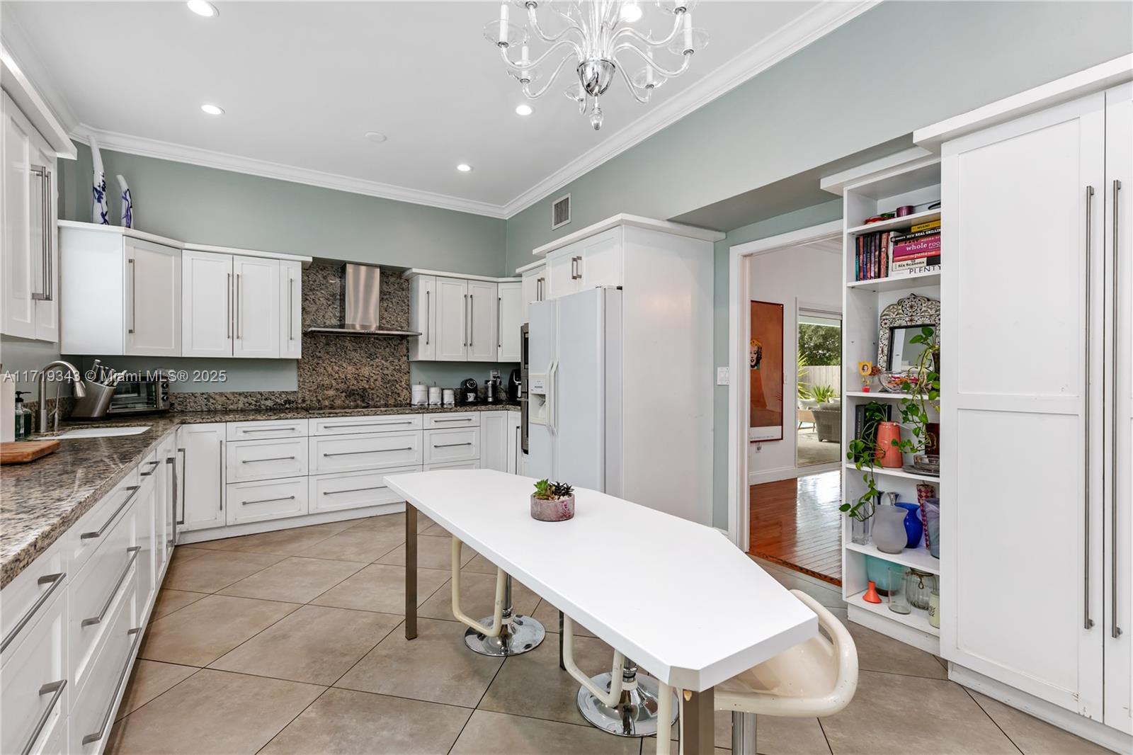 BAY HEIGHTS 1ST ADDN - Residential
