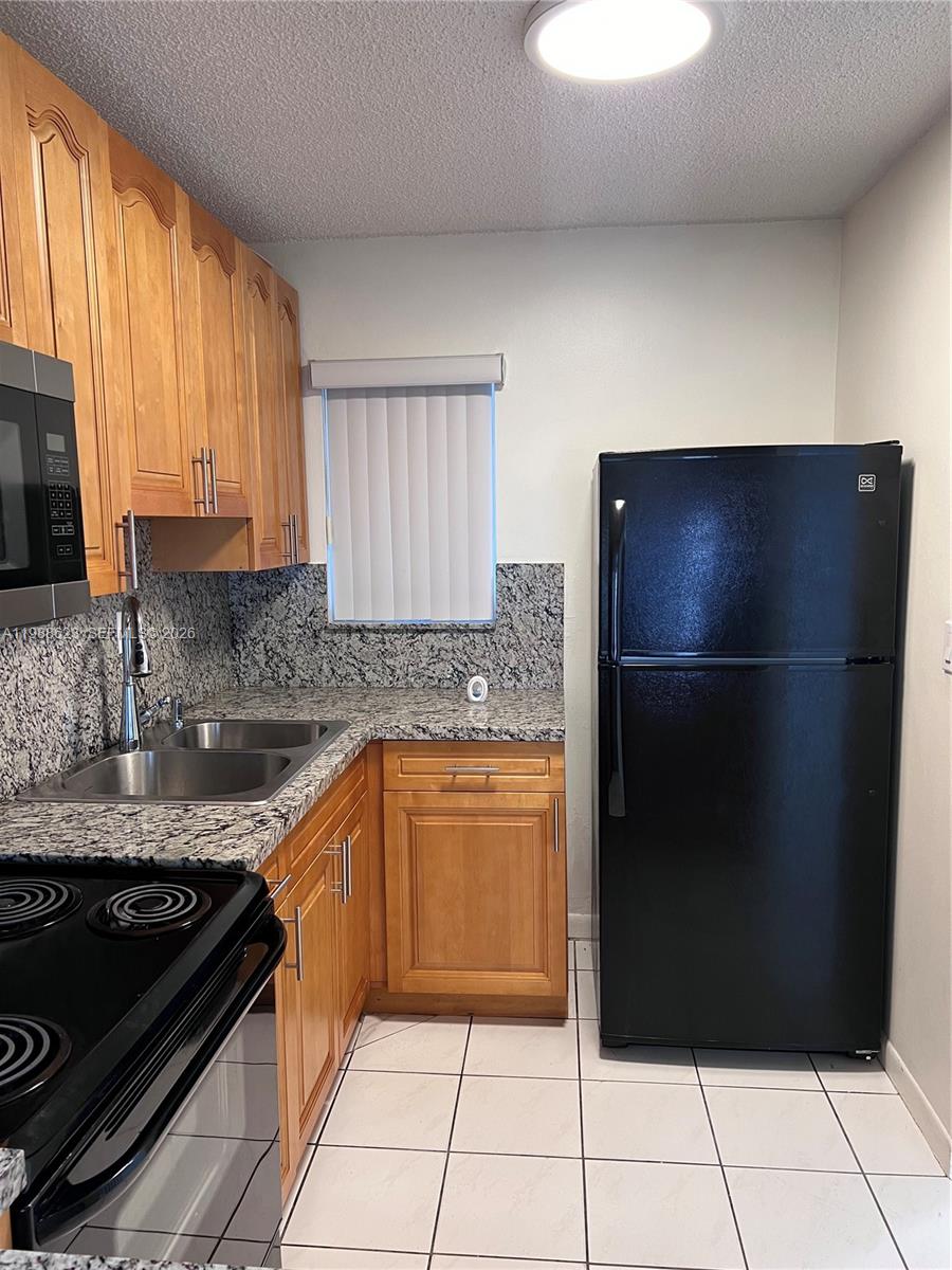 TERRAZAS DEL SOL CONDO - Residential