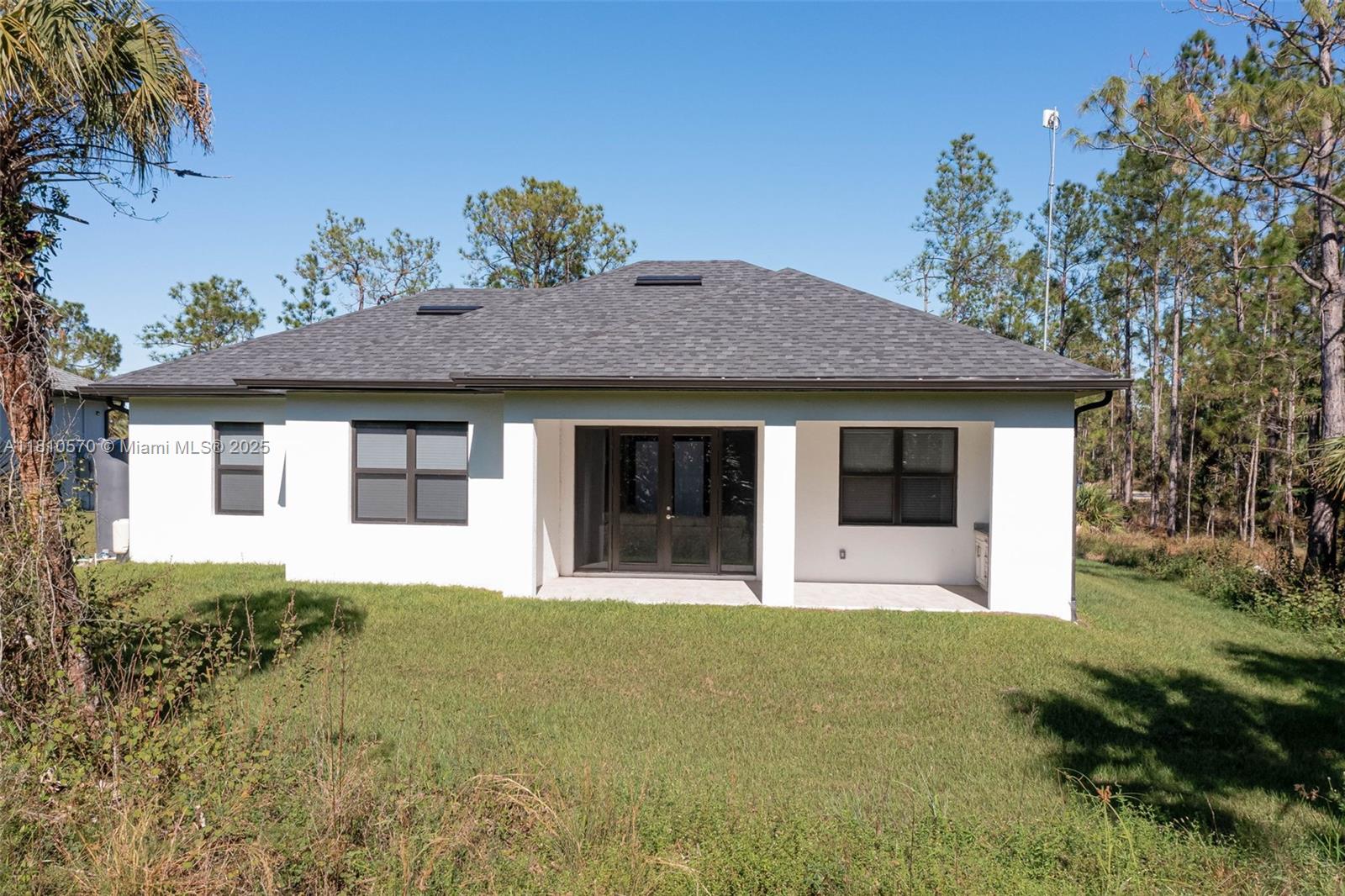 GOLDEN GATE ESTATES - Residential