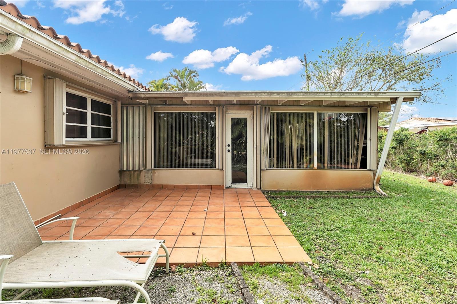 CORAL PARK ESTATES SEC 3 - Residential