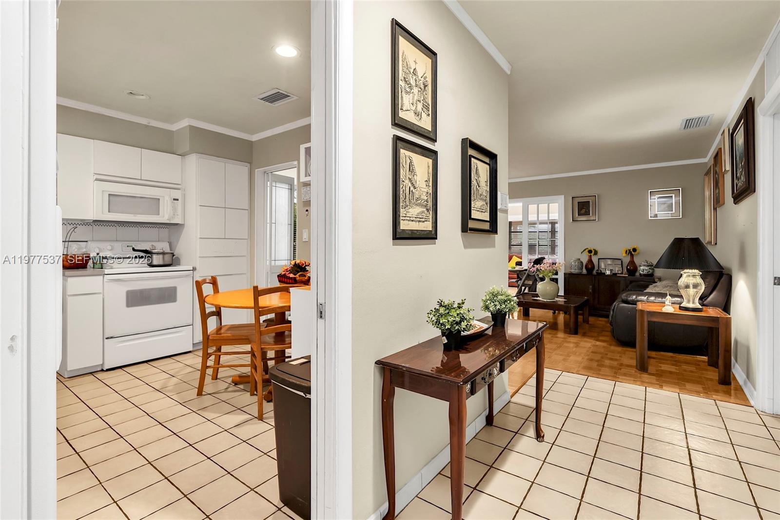 CORAL PARK ESTATES SEC 3 - Residential