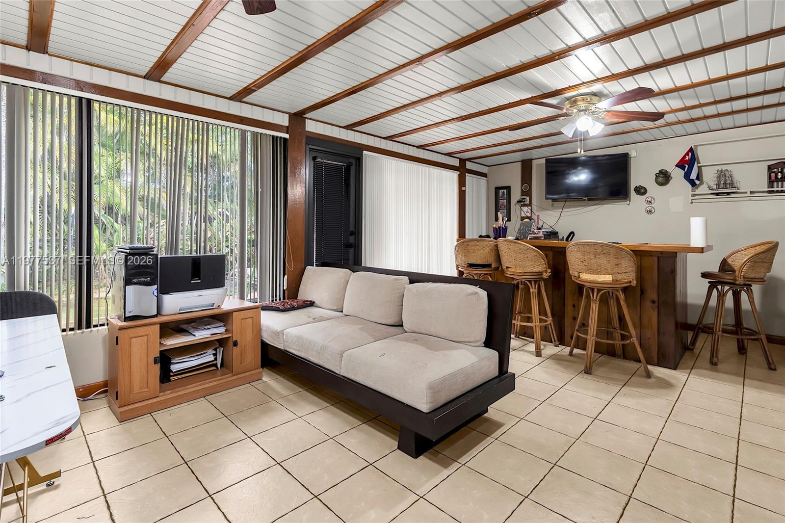 CORAL PARK ESTATES SEC 3 - Residential