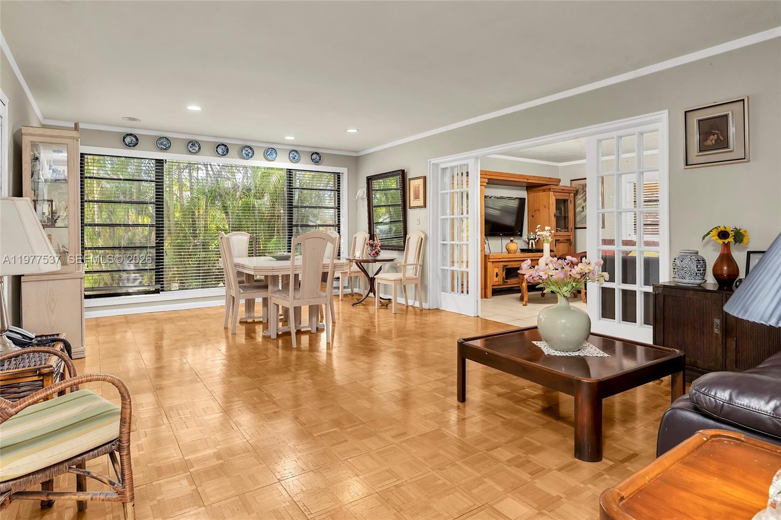 CORAL PARK ESTATES SEC 3 - Residential