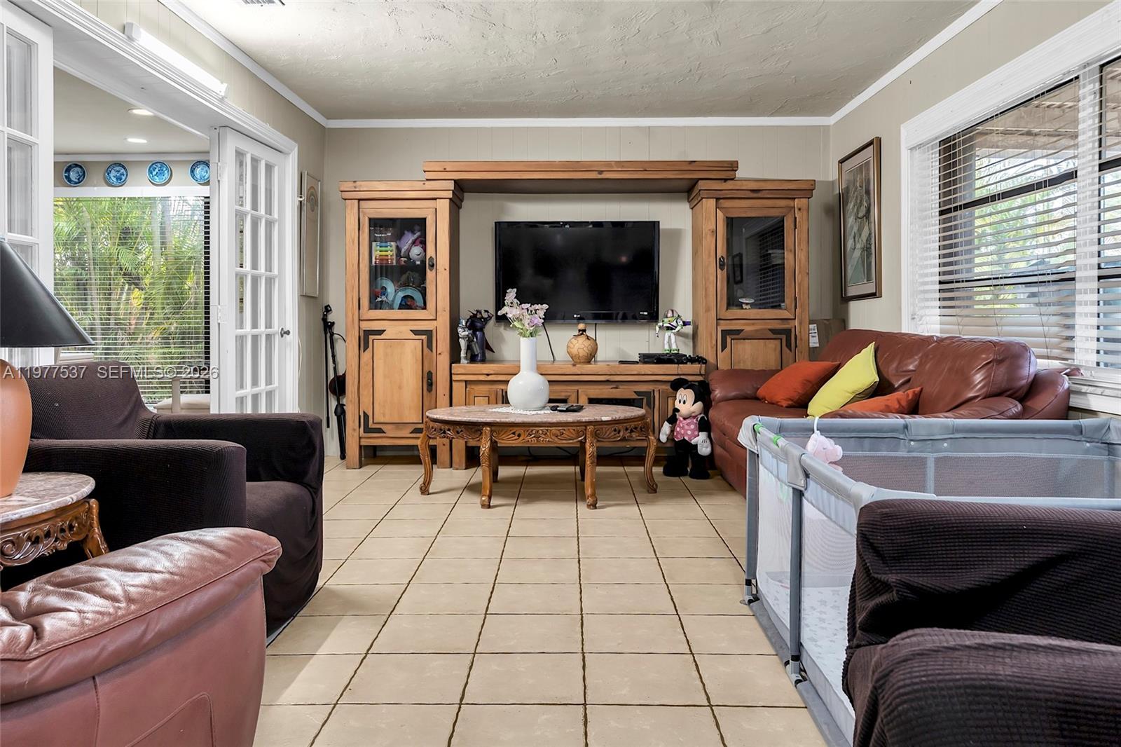 CORAL PARK ESTATES SEC 3 - Residential