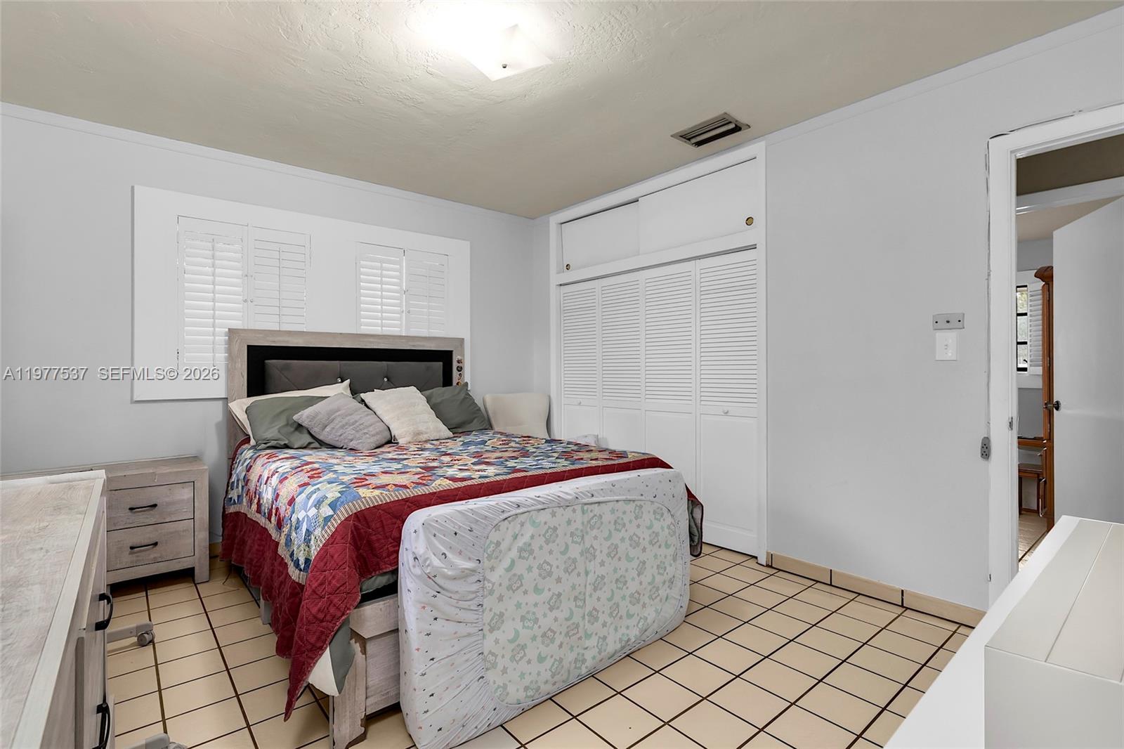 CORAL PARK ESTATES SEC 3 - Residential