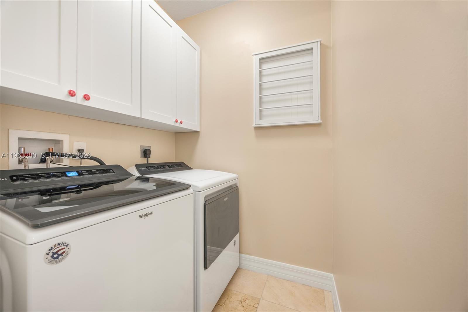 HILLSBORO SHORES - Residential