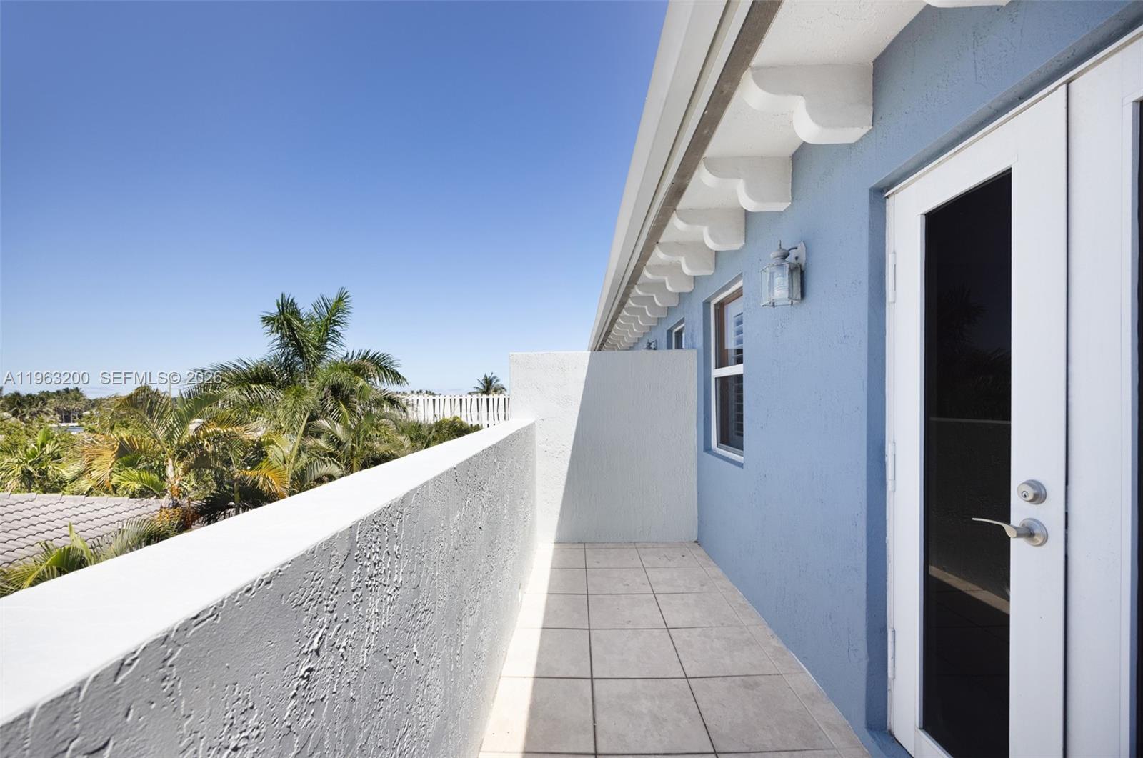 HILLSBORO SHORES - Residential