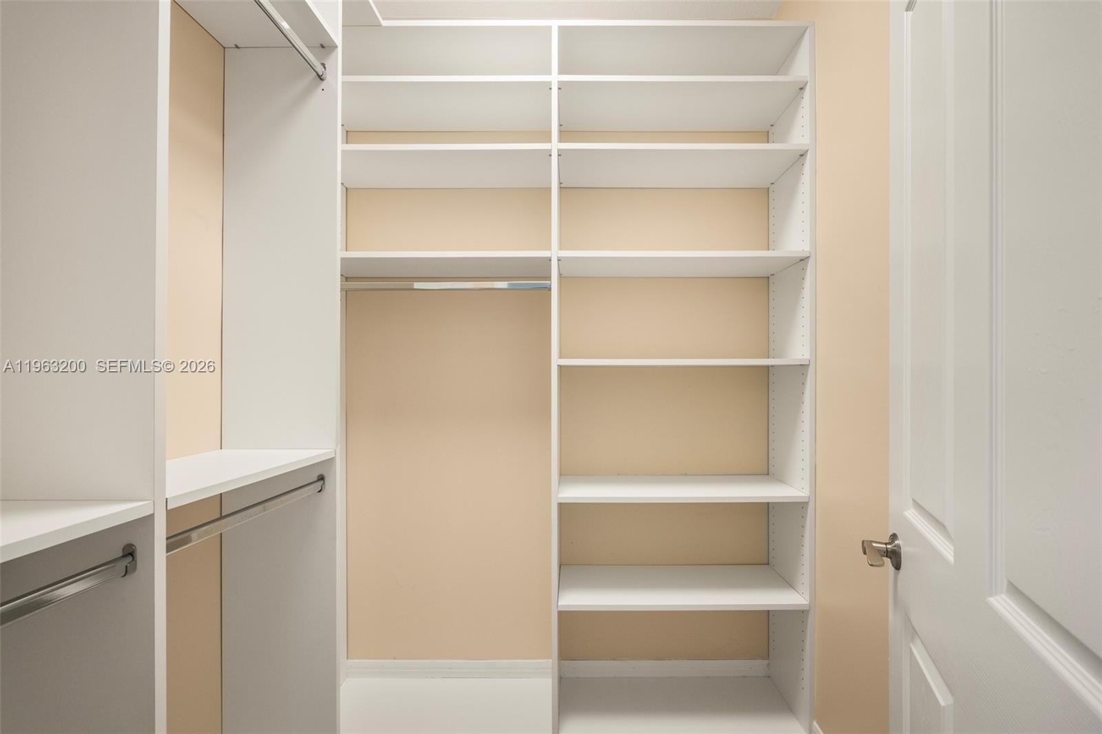 HILLSBORO SHORES - Residential